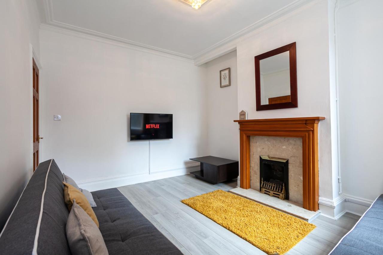 Stay Comfortable-City Centre Location- Sleeps Up To 9 Stoke-on-Trent Екстер'єр фото